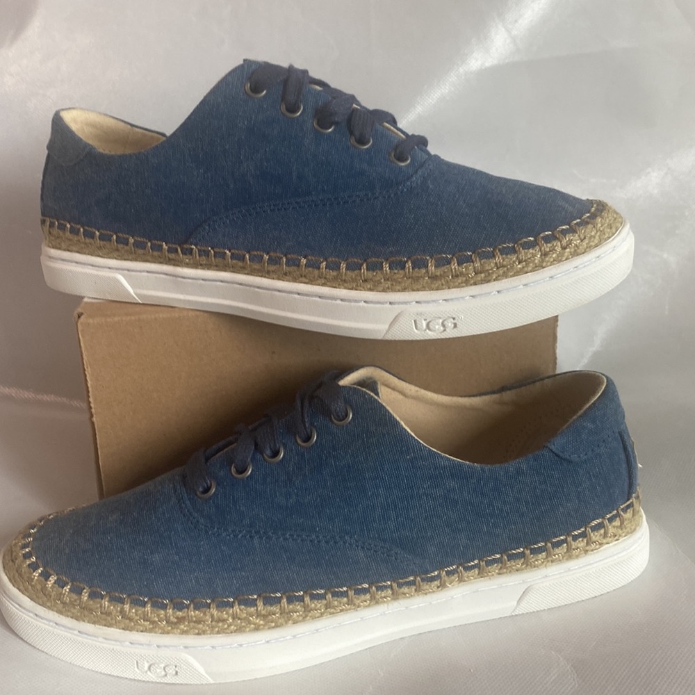 UGG Sneakers Canvas Blue Women's Australia Eyan II Canvas Lace up Size 8.5
